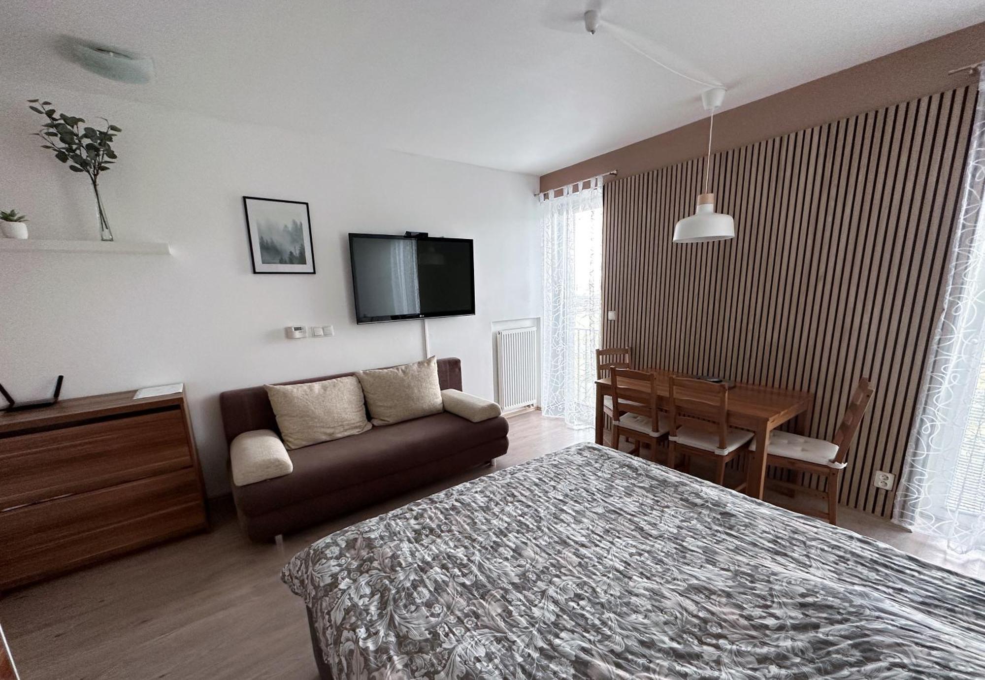 Miky Apartman Klinovec Meadow โลชนา โปด กลิโนฟเซม ภายนอก รูปภาพ